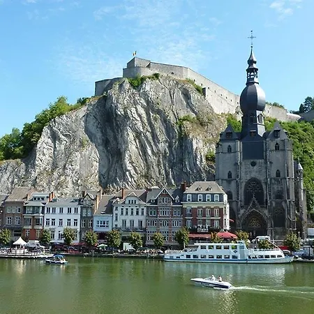 50m From The Citadel Apartmán